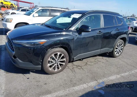 2022 Toyota Corolla Cross Xle из США, поврежденный, VIN 7MUDAABG0NV012903